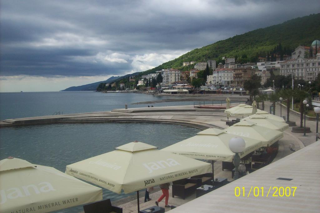 Apartment Kutlesa Volosko Kültér fotó